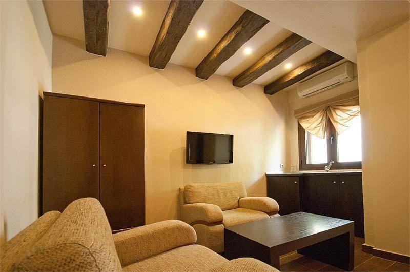 Nostos Hotel Káto Loutrákion Rum bild