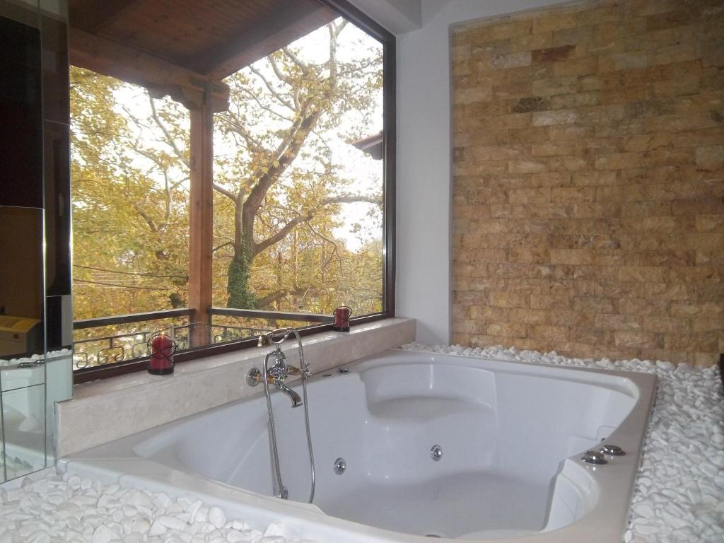 Nostos Hotel Káto Loutrákion Rum bild
